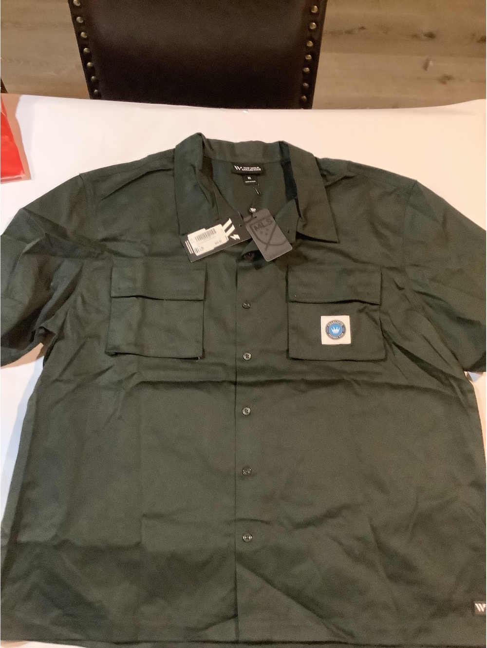 The Wild Collective Charlotte Football Club Button-Up Shirt XL